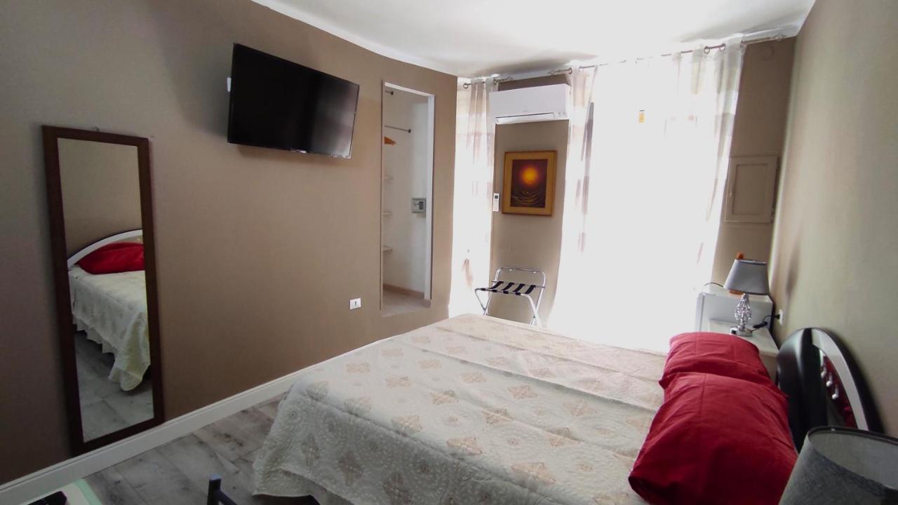 Yaki Domo Bed & Breakfast Cagliari Exterior photo